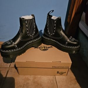 1/102976 GOTHIC AMERICANA LEATHER PLATFORM CHELSEA BOOTS